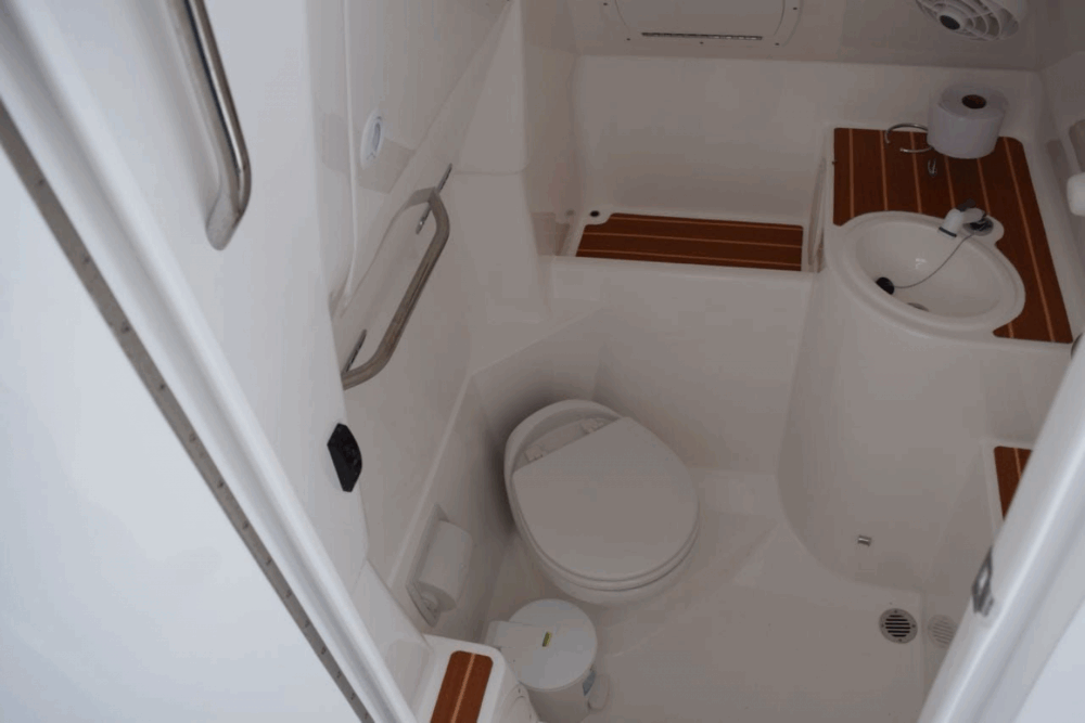 MERENGUE - 41ft SPEEDBOAT - Image 4