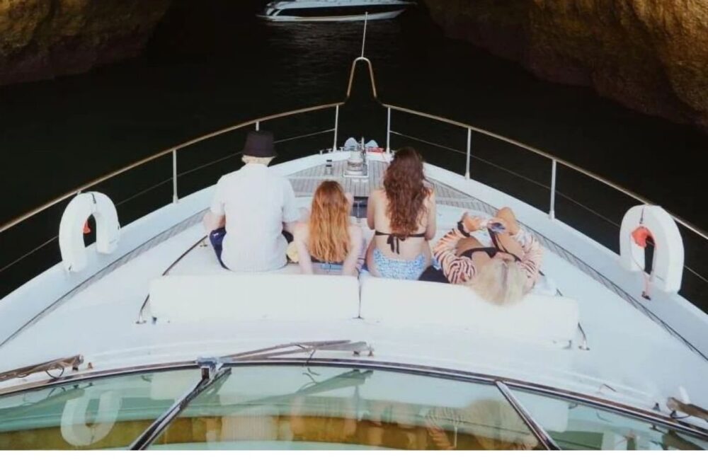 Algarve private yacht - Image 19