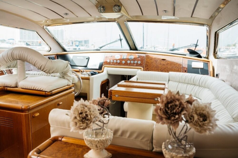 Algarve private yacht - Image 13