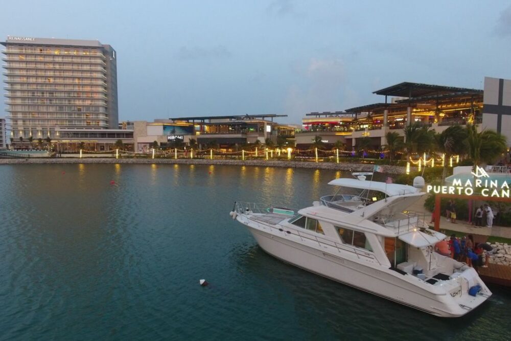 Private Yacht Full-Day Tour Cancun to Isla Mujeres - Image 12