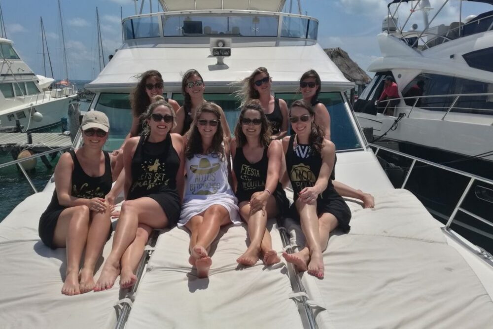 Private Yacht Full-Day Tour Cancun to Isla Mujeres - Image 5