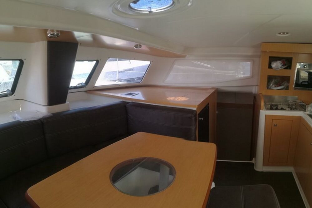 Catamaran for a party group or family to Isla Mujeres - Image 6