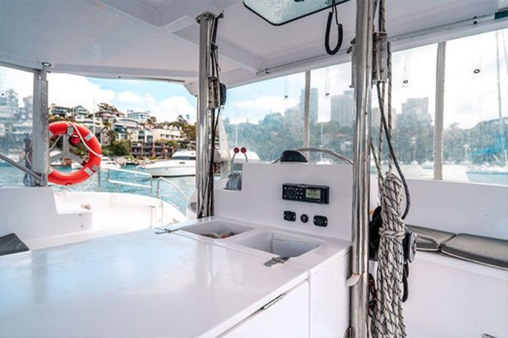 Rockfish III Resort Catamaran Sydney Adventure - Imagen 2