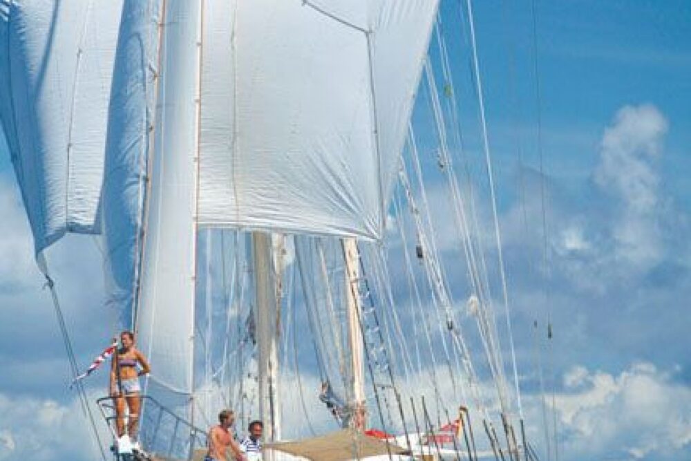 CRUISE THE FIJI ISLANDS BY TALL SHIP - Image 6