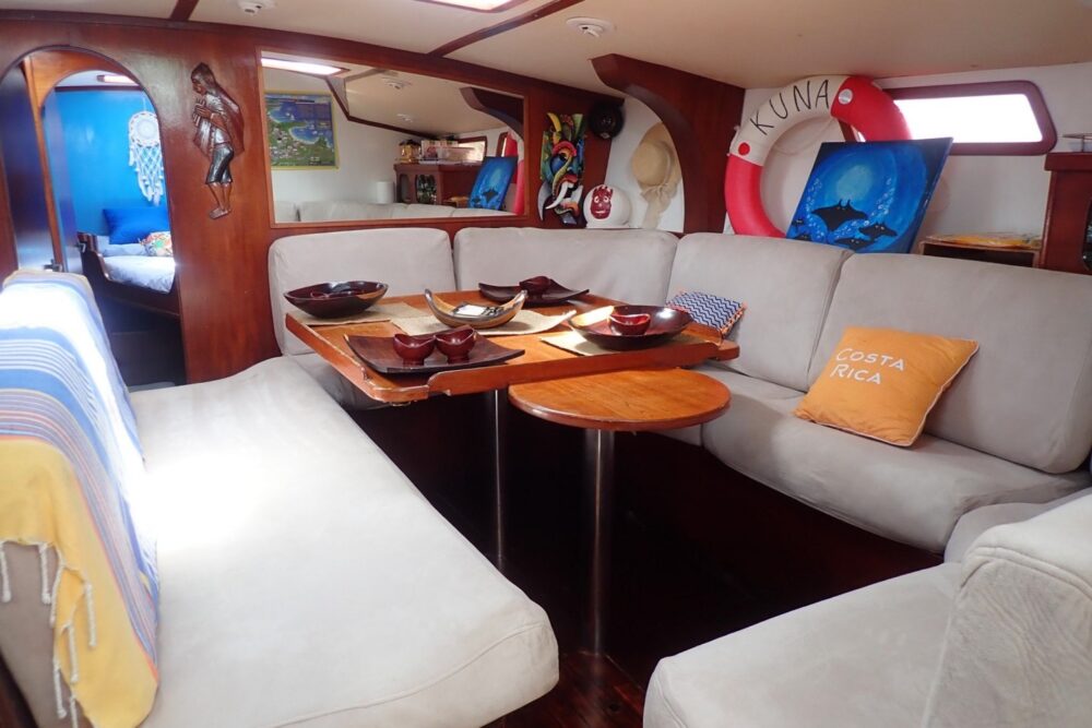 CLASSIC SAILING BOAT IN GUANACASTE - Image 12