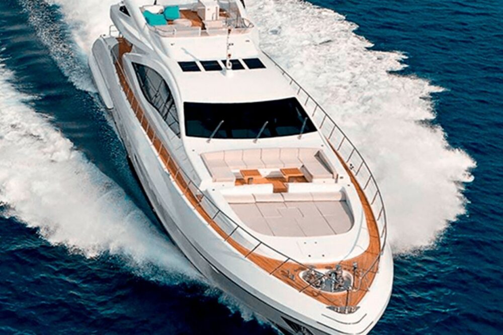 MANGUSTA 110 SPAIN LUXURY EXPERIENCE - Imagen 3