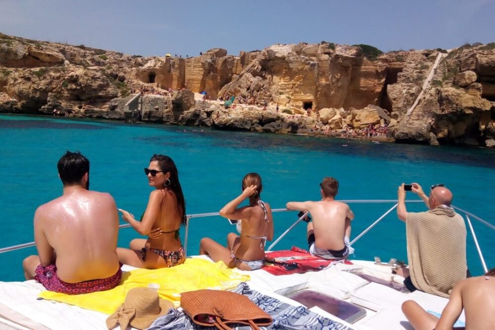 tour to Favignana and Levanzo with Elisabetta II - Imagen 2