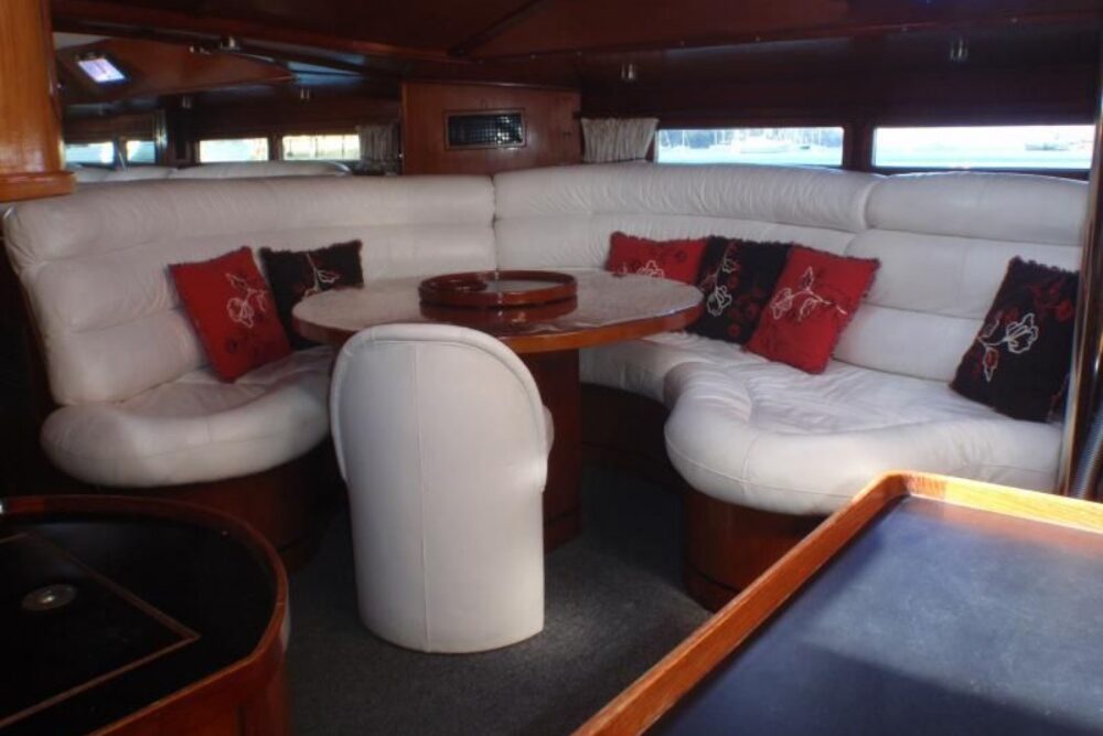 LUXURY EXPERIENCE IN HOBART TASMANIA - Imagen 4