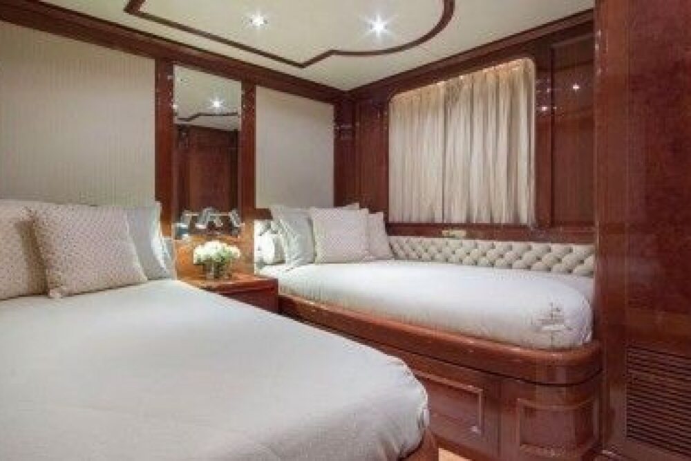 BENNETI LUXURY EXPERIENCE IN FRENCH RIVIERA - Image 12