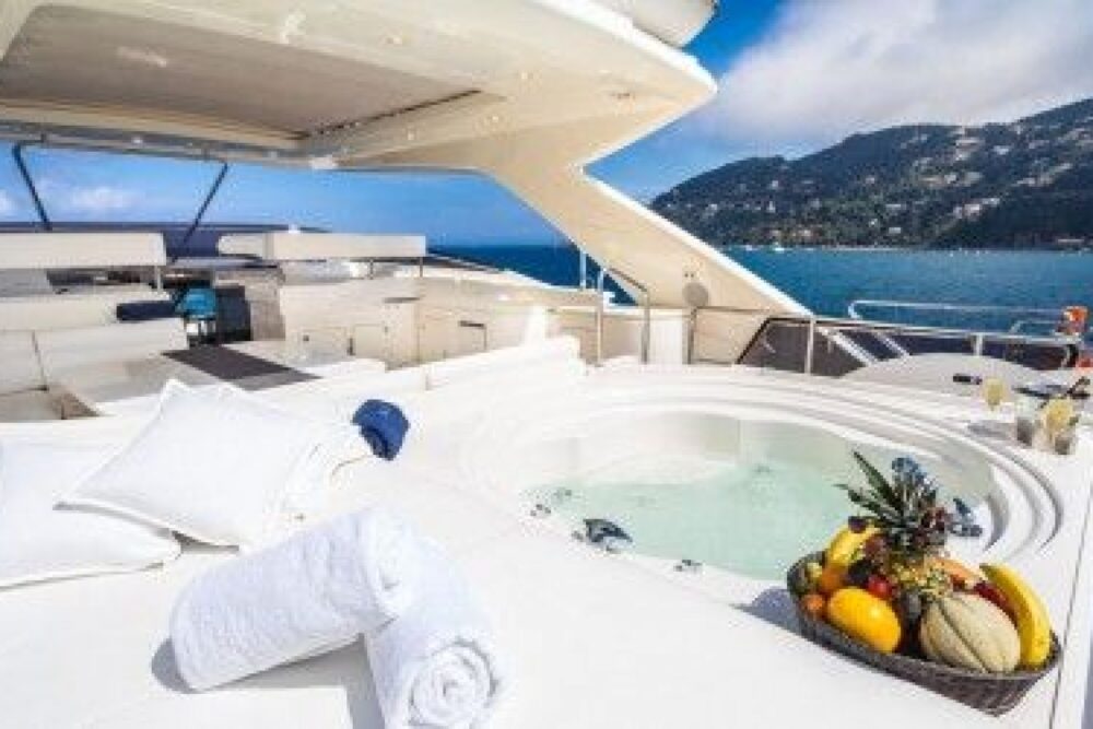 FERRETI LUXURY EXPERIENCE IN FRENCH RIVIERA - Image 4
