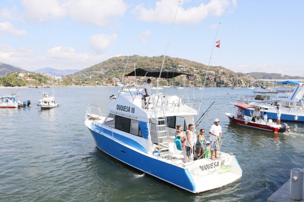 Ixtapa zihuatanejo Yatch Rental