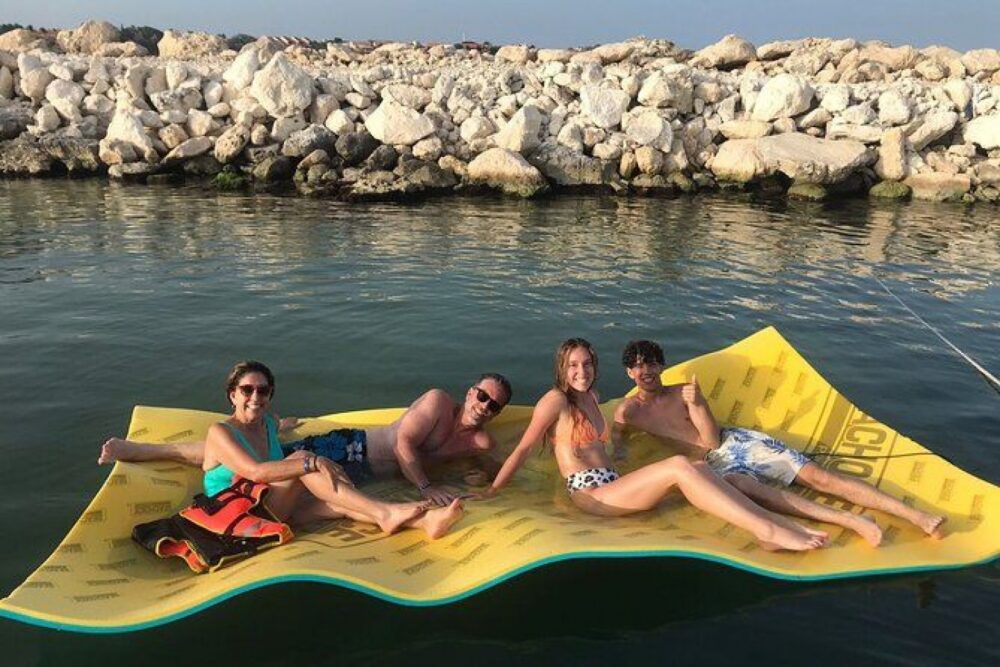 Cruise the Riviera Maya in style on a private yacht, with space for 12 people. - Image 8