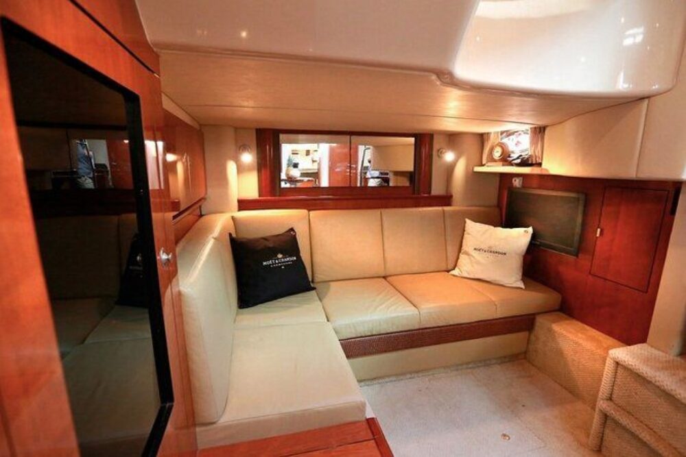 Cruise the Riviera Maya in style on a private yacht, with space for 12 people. - Image 5