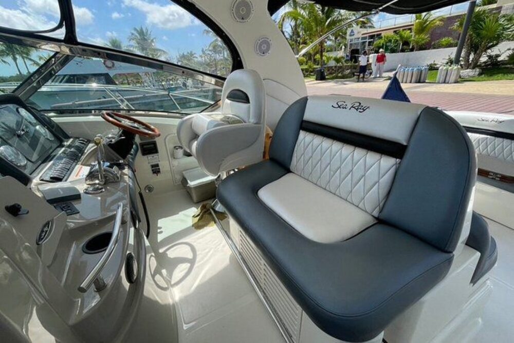 Cruise the Riviera Maya in style on a private yacht, with space for 12 people. - Image 4