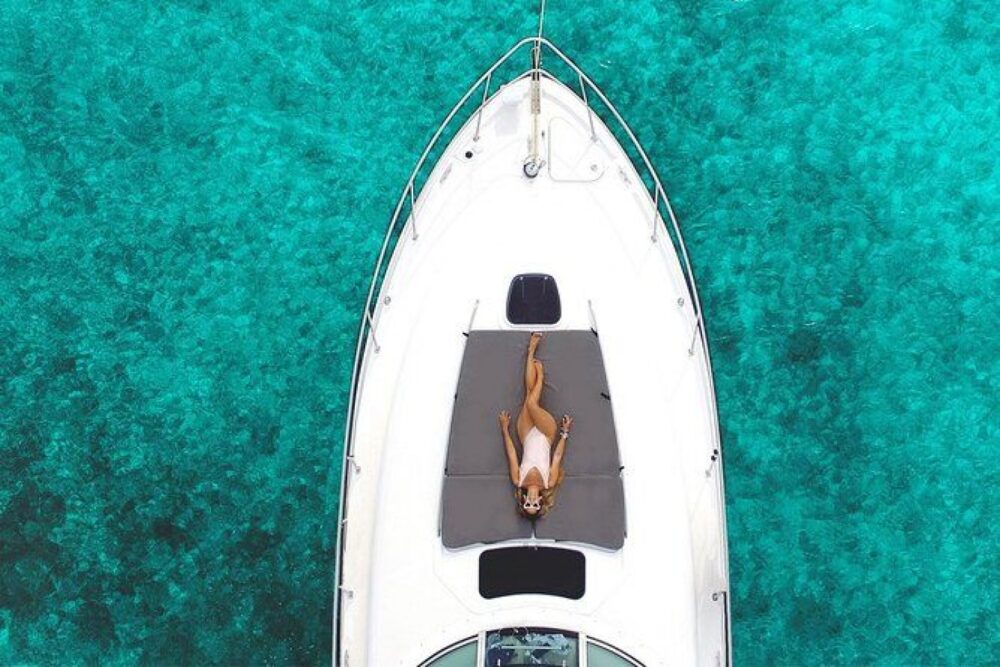 Cruise the Riviera Maya in style on a private yacht, with space for 12 people. - Image 2