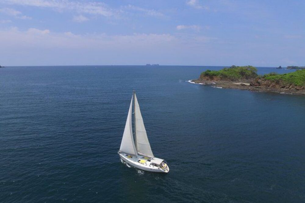 We love to sail and fortunately ​we live in a great bay to do that!