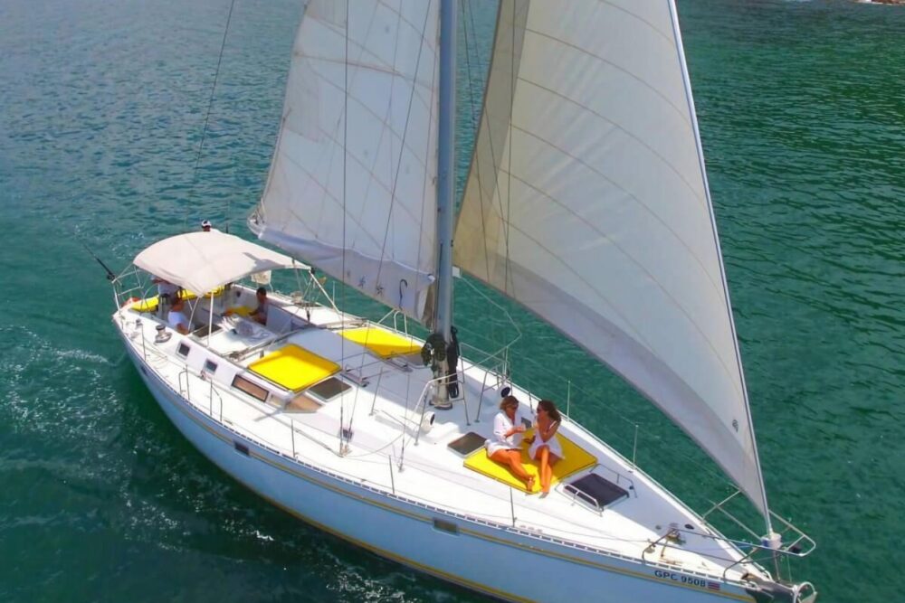 We love to sail and fortunately ​we live in a great bay to do that! - Imagen 6