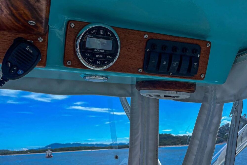 With Blue Runner 1, your fishing adventure is not just a trip – it's a journey! - Imagen 15