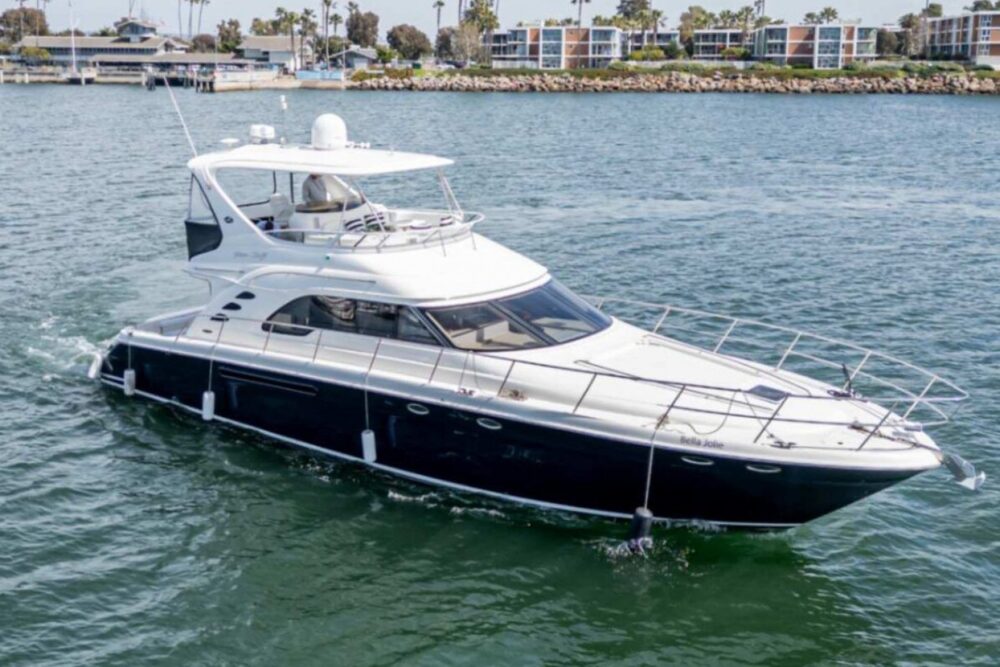 This beautiful yacht is very comfortable. It comes with an amazing crew.