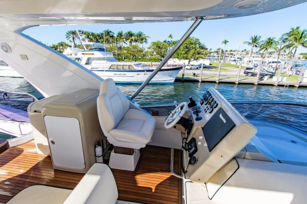 She is truly a special yacht with a very welcoming amazing crew! - Imagen 13