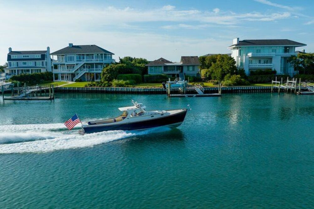Classic Yacht Charter around Wrightsville Beach - Imagen 9