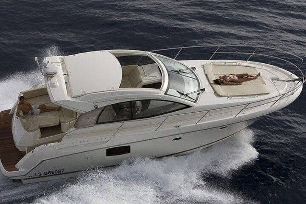 Yate patrón en la Riviera francesa - Imagen 4