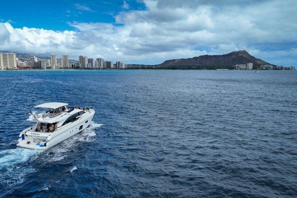 Create your dream day on the water by choosing where you want to go! - Imagen 3