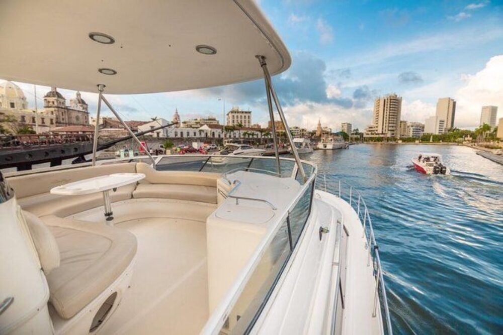 The Cork Trick is a very comfortable yacht, its outdoor spaces are great! - Image 14
