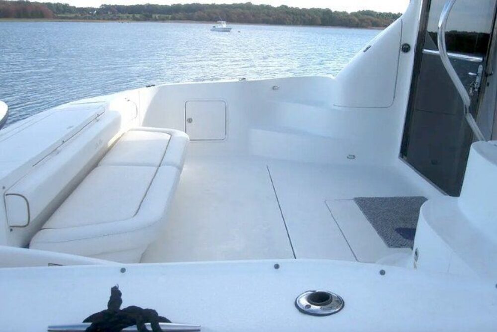 The Cork Trick is a very comfortable yacht, its outdoor spaces are great! - Image 13