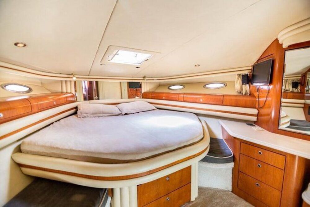 The Cork Trick is a very comfortable yacht, its outdoor spaces are great! - Image 4