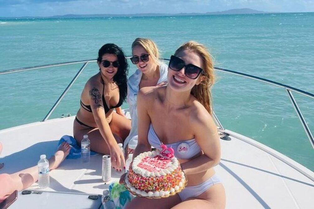 Visit Icacos, Palomino, or Piñeros in an exclusive luxury 36' yacht! - Imagen 2