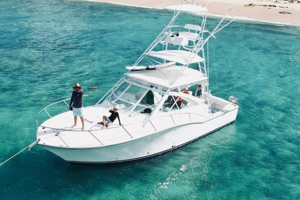 Visit Icacos, Palomino, or Piñeros in an exclusive luxury 36' yacht!