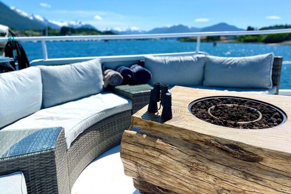 Bear Paw is an amazing luxury yacht to discover the San Juan Islands. - Imagen 5