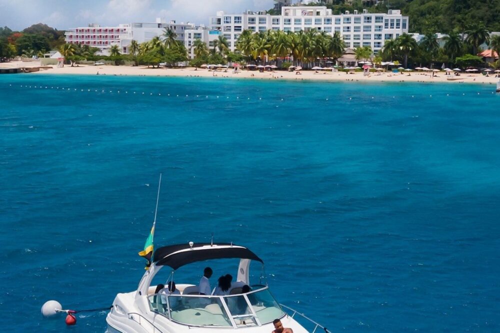 Palma is tailor made for intimate gatherings and smaller groups. - Imagen 13