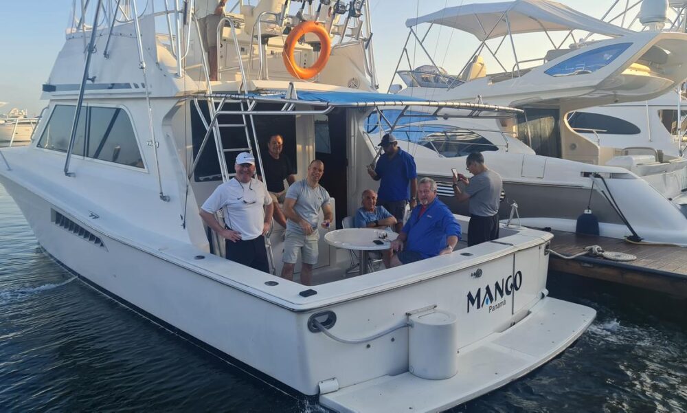 Fishing charter in a 46' private yacht Panama City, Panama - Image 35