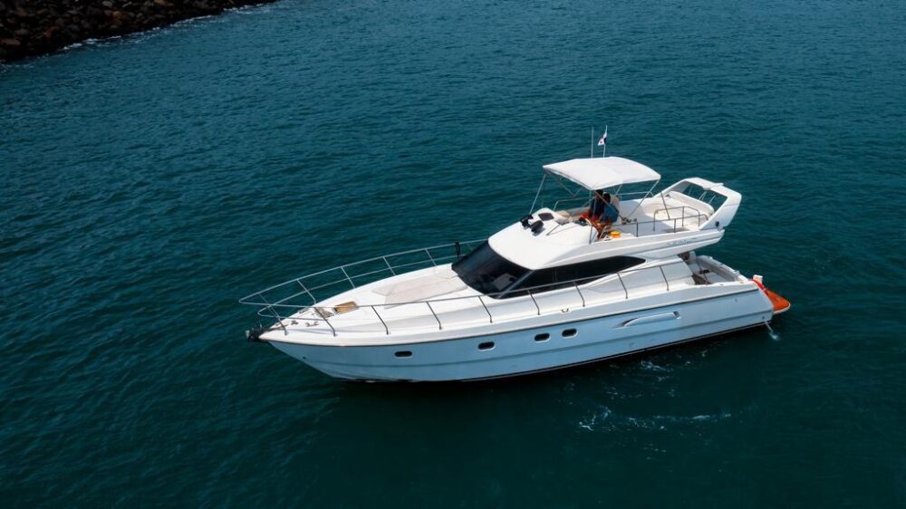 48' Azimut | Taboga or Pearl Islands | Capacity for 16 - Image 25
