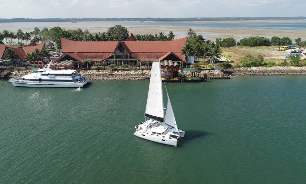 Lagoon 450 Memorable Cruising Experience in Singapore Strait! - Image 19