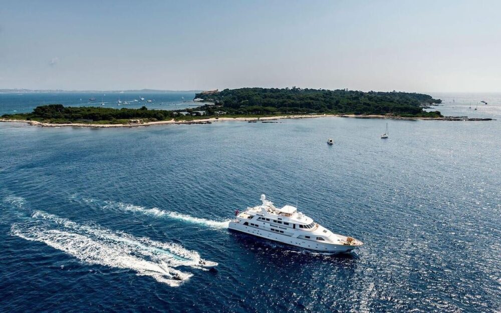 M/Y JoJo Cantieri Navali Rossato Luxury Yacht Charter in Monaco - Imagen 3
