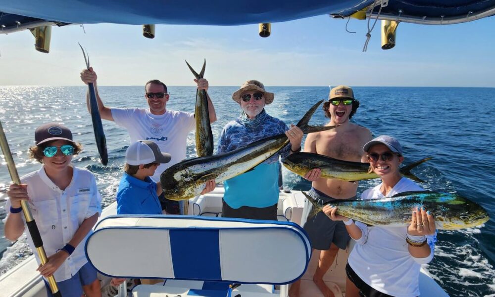 Boat rental of 27' Proline in Panama City, Panama - Image 5
