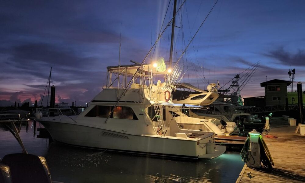 Yacht rental of Viking 46' in Panama City, Panama - Image 27