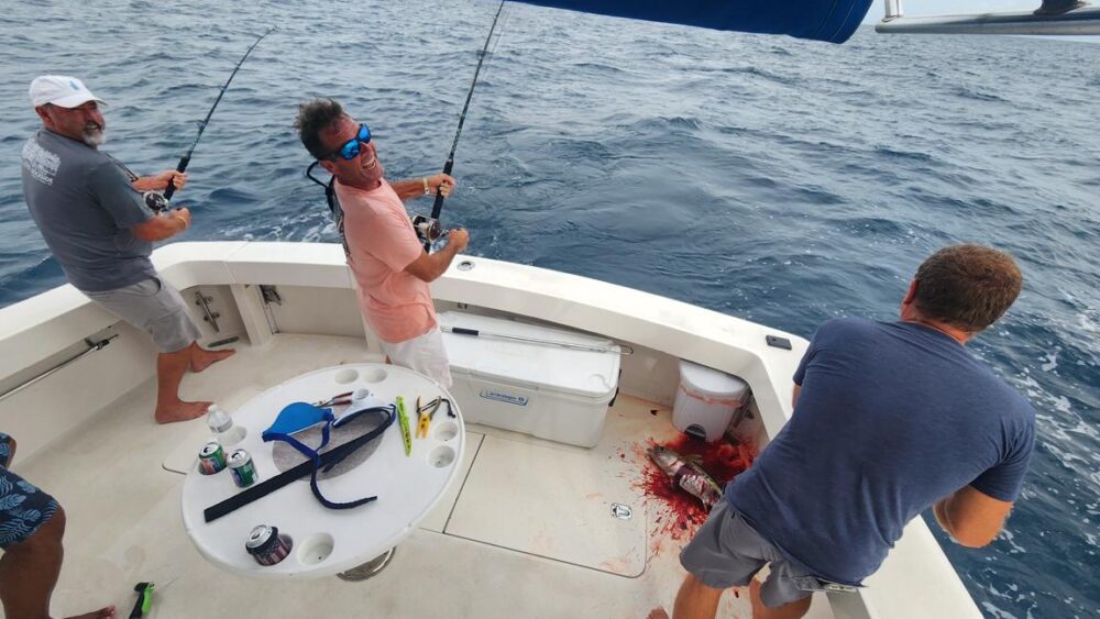 Fishing charter in a 46' private yacht Panama City, Panama - Image 10