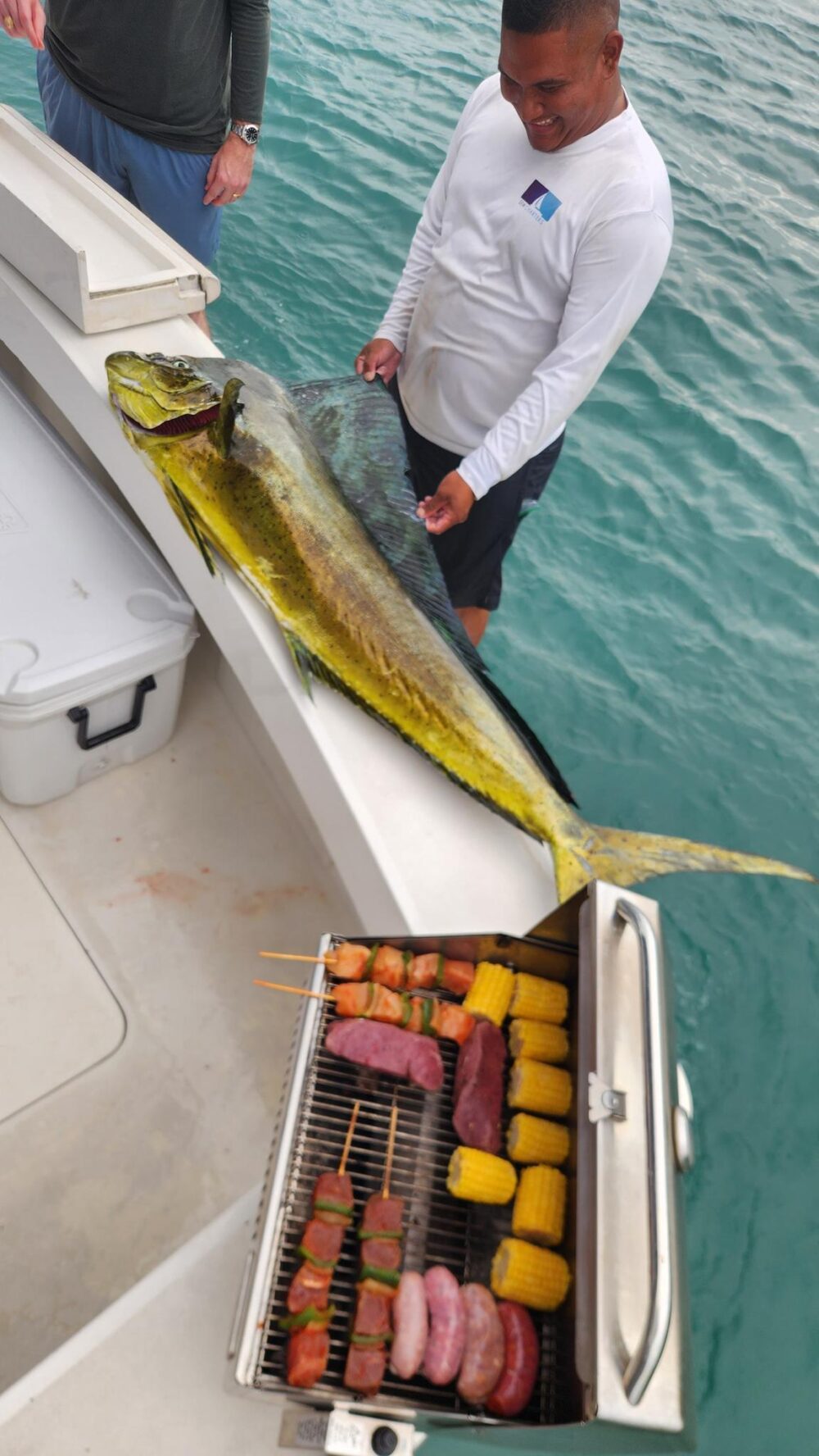 Fishing charter in a 46' private yacht Panama City, Panama - Image 9