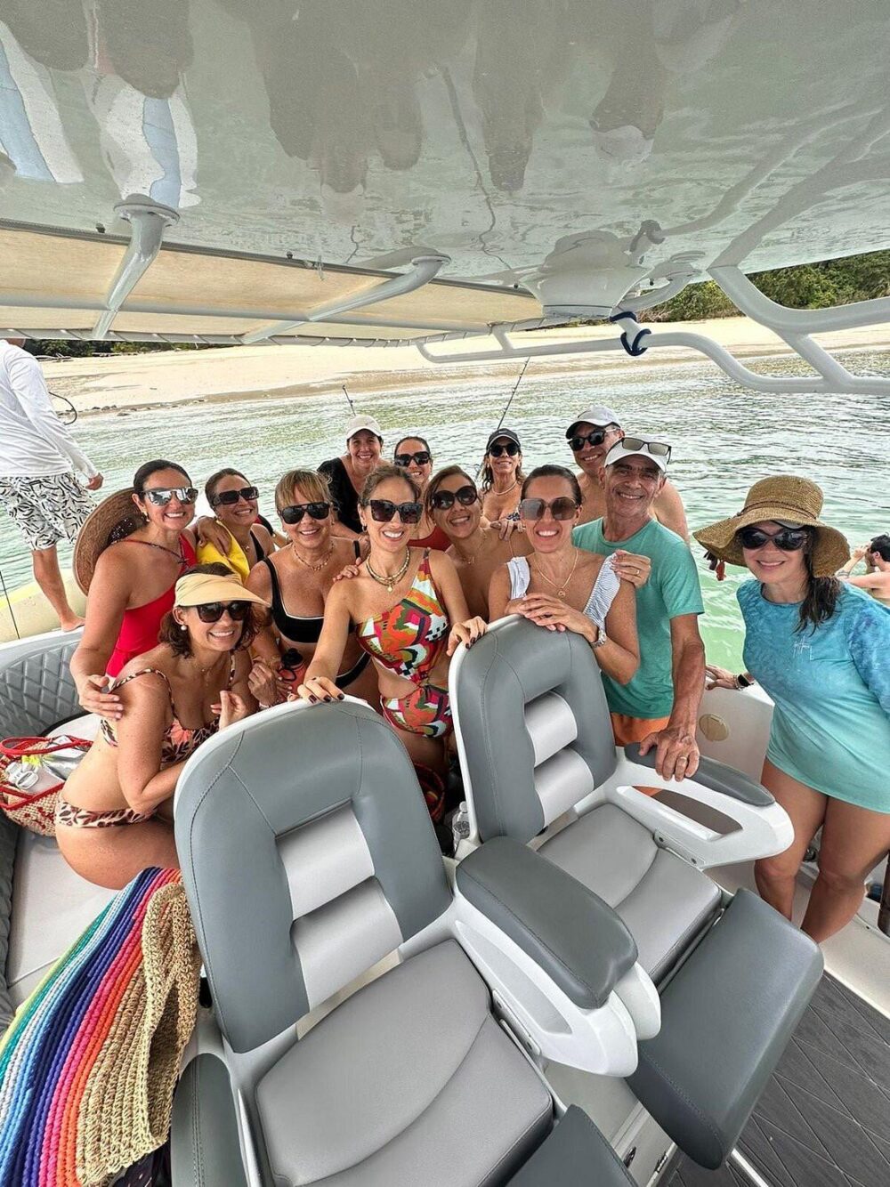 Todomar 38' Boat rental in Panama City, Panama - Image 29