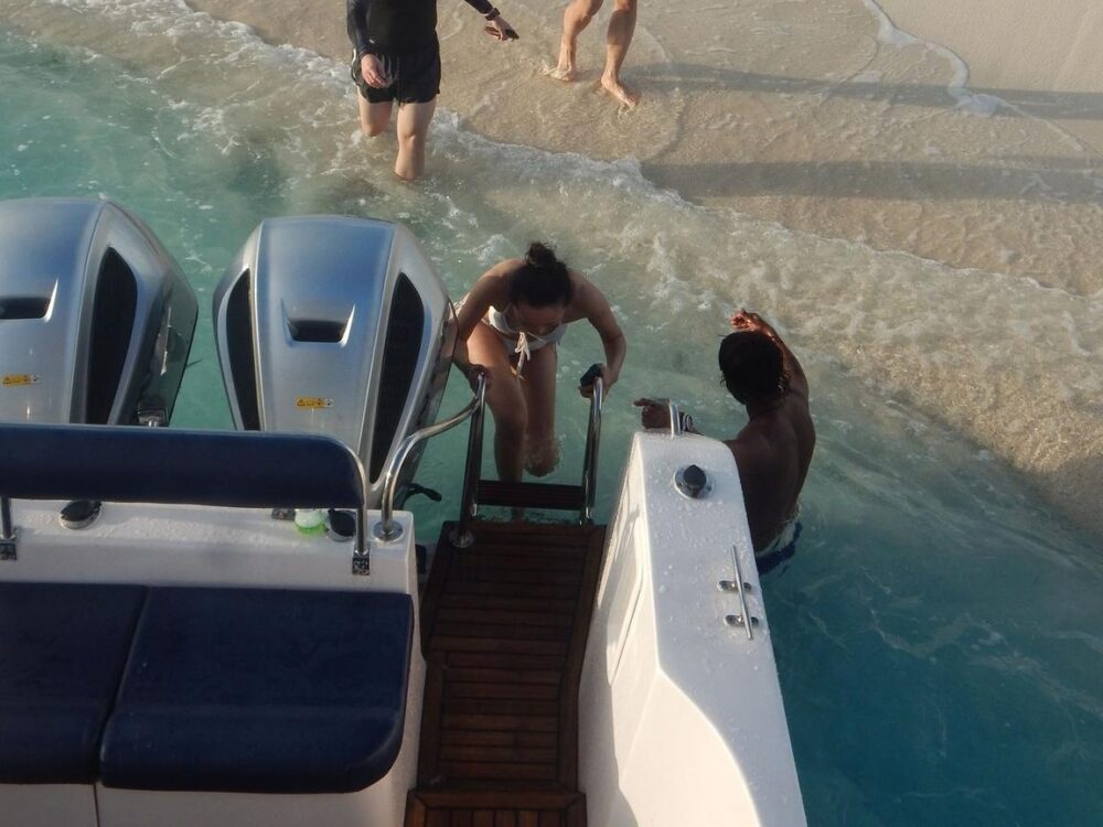 Private Speed Boat Tours in the Maldives - Luxury Island-Hopping Experience - Image 2