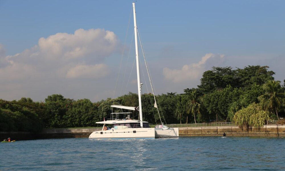 Sunreef 62 Luxury Sailing Catamaran | Charter in Singapore for up to 45 Guests - Imagen 21
