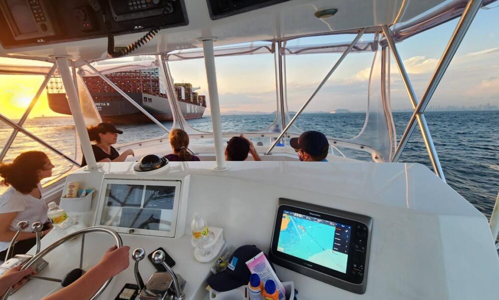 Yacht rental of Viking 46' in Panama City, Panama - Image 19