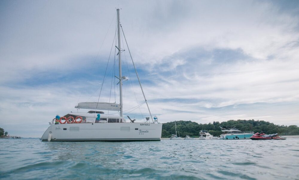 Overnight Sailing Holiday on board a Lagoon 400 sailing catamaran in Singapore - Image 5