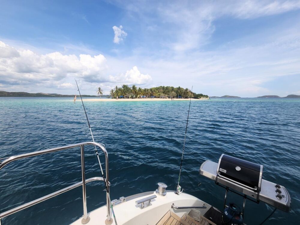 Rent a 60 Ft Sunreef Catamaran for Your Luxury Palawan Island Cruise - Image 9