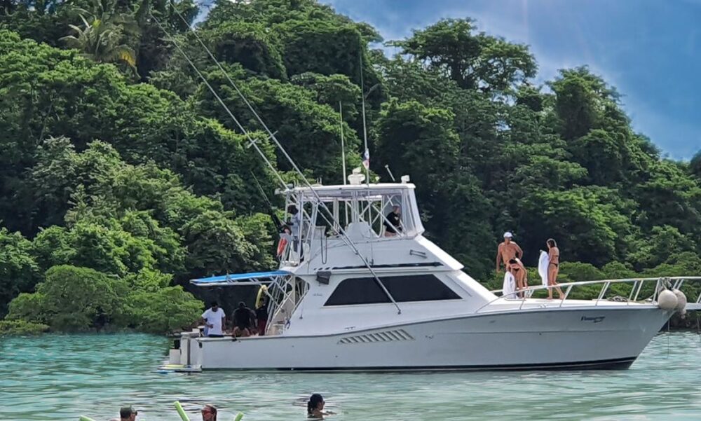 Yacht rental of Viking 46' in Panama City, Panama - Image 6