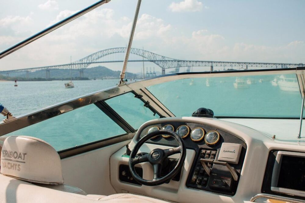 54' Carver Voyager | Great for Day Charter to Taboga | Panama City, Panama - Image 12